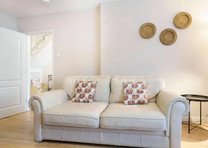 Pass The Keys Lovely Home In Holywood Lots Nearby Seaside