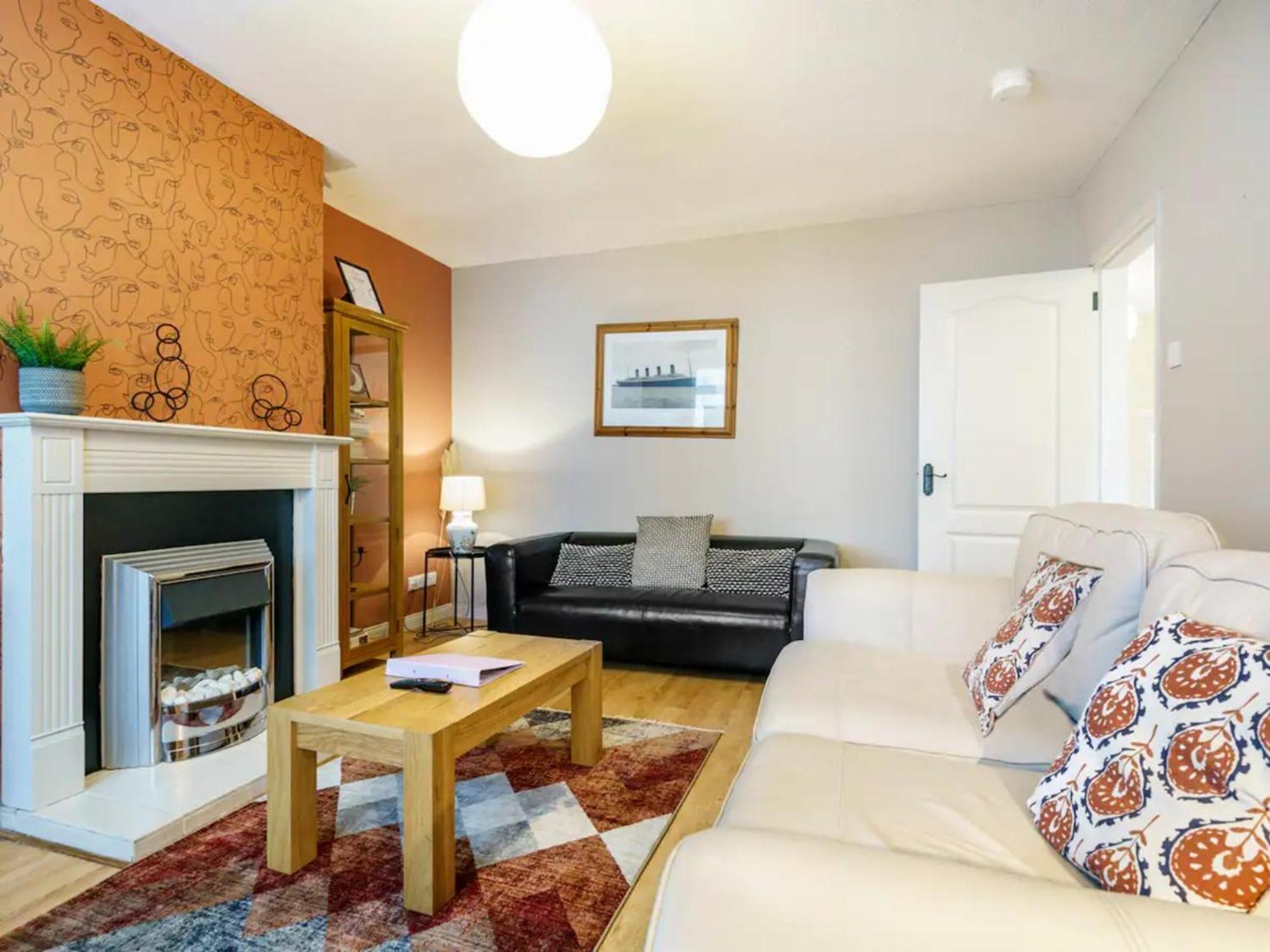 Holiday home Pass The Keys Lovely In Holywood Lots Nearby Seaside