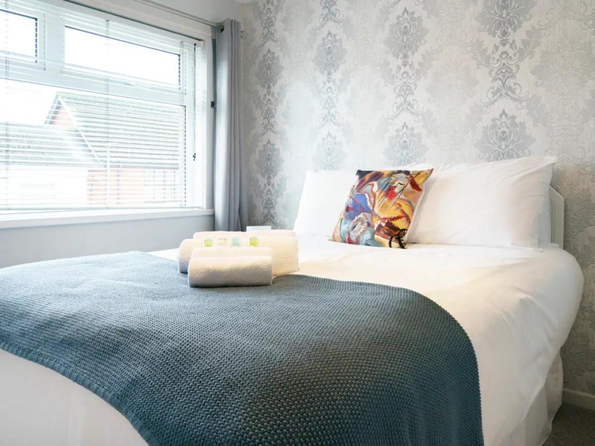 Holiday home Pass The Keys Lovely In Holywood Lots Nearby Seaside *
